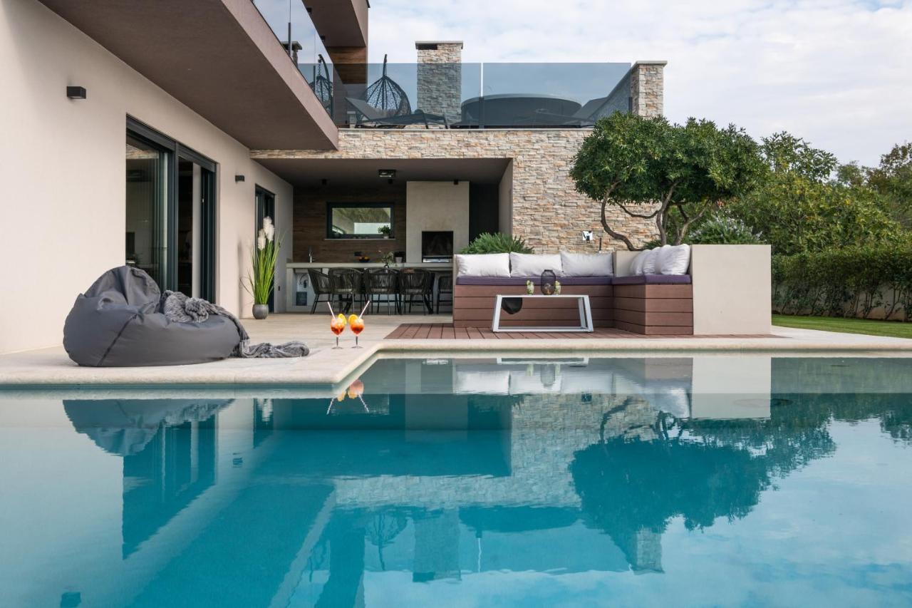 Villa Memory Raša Exteriér fotografie